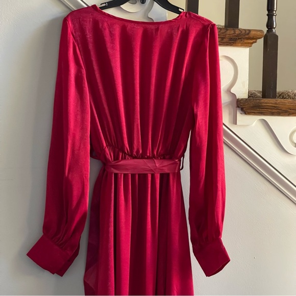 Long Sleeve Belted Maxi Dress - Picture 7 of 7